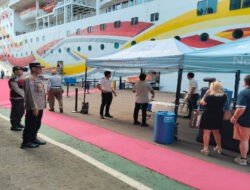 Polres Pelabuhan Tanjung Perak Optimalkan Pelayanan Arus Balik Jalur Laut