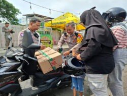 Bantu Pemudik Kehabisan Bensin, Polisi di Kota Kediri Tuai Pujian