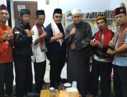Masih dalam Suasana Lebaran Idul Fitri, PSBB HKS Bersilahturahmi Kerumah Dewan Penasehat