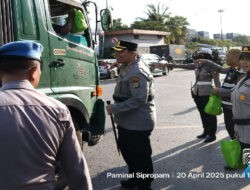Polres Pelabuhan Tanjung Priok, Bangun Solidaritas Sopir dengan Bakti Sosial