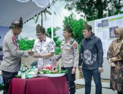 Kapolda Jatim Peletakan Batu Pertama Pembangunan Polsek Tambak Bawean, Tingkatkan Pelayanan dan Keamanan Pulau Bawean Gresik