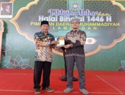 Dua Wartawan Lintasjatimnews Launching Buku