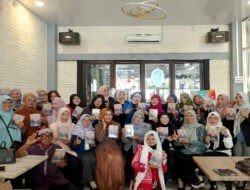 Perempuan Sejuta Mimpi dari Komunitas Guru Penulis Sidoarjo