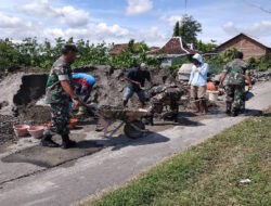 Tangan Sunarno, Ada di Balik Jalan Desa Keden yang Mulus