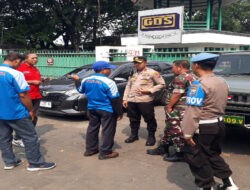 Polres Pelabuhan Tanjung Perak Pam Jalur dan Kawal Peserta Peringatan May Day di Surabaya