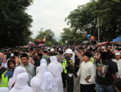 Pengawalan TNI-Polri Iringi Langkah Suci Calon Haji Trenggalek