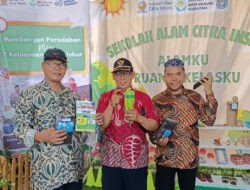 Bupati dan Wabup Kunjungi Stand Pemeran Pendidikan MKKS SMP Swasta Lamongan