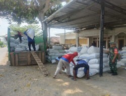 Babinsa Ngrambe Kawal Sergap 12,6 Ton Gabah Terserap ke Bulog