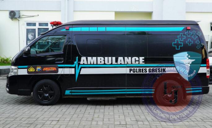 Mobil Ambulance Gratis Polres Gresik Siaga 24 jam, Cukup Hubungi Cak Roma 081188002006