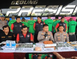 Polres Metro Bekasi Kota Gagalkan Peredaran 3 Kg Ganja, 2 Pengedar Ditangkap