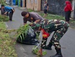 Minggu Sehat Menuju Solo Berseri, Babinsa Danukusuman Bersama Warga Kerja Bakti