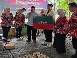 Fakultas Hukum UWKS Gelar Penyuluhan Hukum Pentingnya Data Kependudukan Anak