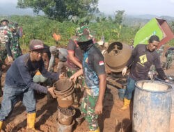 Kejar Target, Satgas TMMD ke-124 Kodim 0610/Sumedang Genjot Pengecoran Jalan di Desa Pamulihan