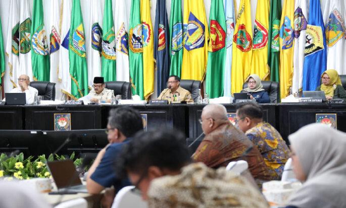 Mendagri Tegaskan Kepala Daerah Wajib Perhatikan Pertumbuhan Ekonomi