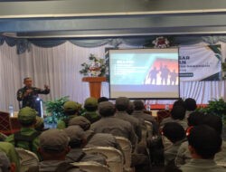 Beri Materi Dasar Kepemimpinan Linmas, Upaya TNI Tingkatkan Kemampuan Tugas