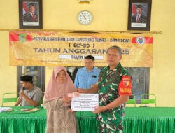 TNI Aktif Dampingi Penyaluran BLT-DD di Trenggalek: Wujud Nyata Kepedulian untuk Kesejahteraan Warga