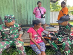 Peduli Kesehatan, Satgas Yonif 131/Brajasakti Gelar Pelayanan Kesehatan di Perbatasan Papua
