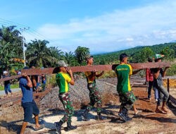 Bersama Warga, Satgas Pamtas Yonarmed 11 Kostrad Bangun Harapan di Perbatasan