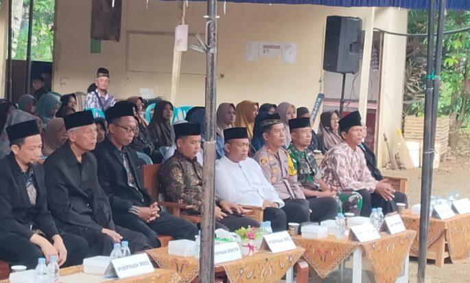 Tingkatkan Keimanan, Danramil 0801/12 Pringkuku Hadiri Haflah Akhiruddirosah