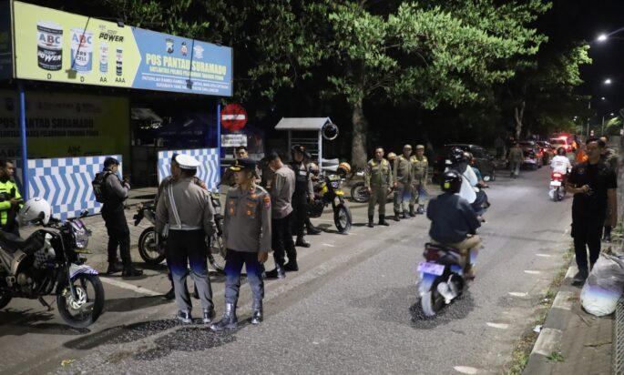 Polres Pelabuhan Tanjungperak Bersama TNI Gelar Patroli Skala Besar Pasca Pengesahan Warga Pesilat