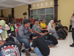 Kapolres Lamongan Lakukan Pendekatan Humanis Tangani Aksi Pemuda Konvoi di Jalan