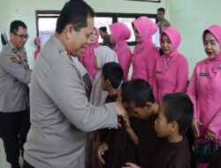 Polres Nganjuk Gelar Baksos Serentak di Panti Asuhan, Wujud Nyata Kepedulian Polri di Hari Bhayangkara ke-79