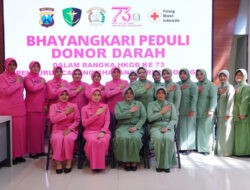 Persit Kodim Ponorogo Turut Ramaikan HUT Bhayangkara ke 79 dengan Aksi Donor Darah dan Olahraga Bersama