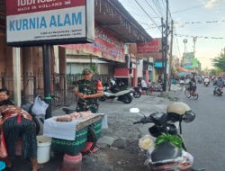Senyum Teritorial, Babinsa Danukusuman Berikan Motivasi dan Dukungan Pelaku UMKM