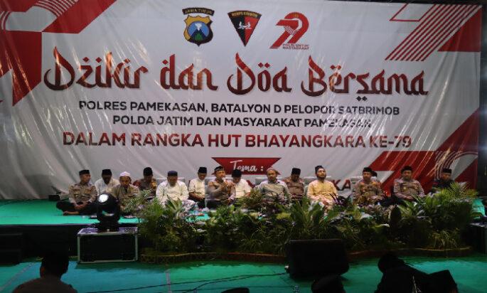 Polres Pamekasan Gelar Dzikir dan Doa Bersama Sambut Hari Bhayangkara Ke-79