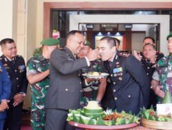 Ciptakan Keharmonisan, Dandim Pacitan Bersama Forkopimda Beri Ucapan HUT Bhayangkara Ke-79