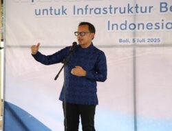 Bima Arya Dukung Inovasi Aspal Plastik untuk Atasi Permasalahan Sampah