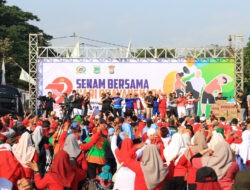 Ribuan Warga Meriahkan Olahraga Bersama Hari Bhayangkara ke – 79 di Stadion Kanjuruhan Malang