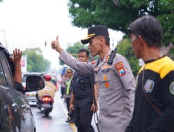 Suran Agung : Ratusan Polisi Kawal Ketat 2.400 Warga PSHWTM dari Ponorogo ke Madiun