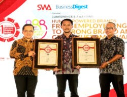 JNE Sabet Dua Penghargaan di Indonesia Original Brands Award 2025