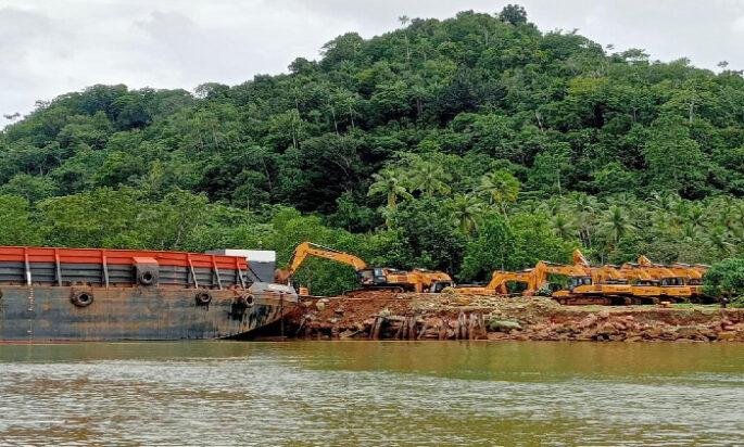 Penambang Nikel di Pulau Gebe Bermasalah