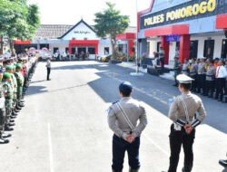 Dandim Ponorogo Hadiri Apel Gelar Pasukan Serentak Operasi Patuh Semeru 2025 di Ponorogo