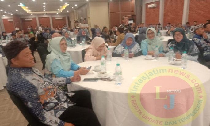 Istimewa, Pelatihan Peningkatan Sumber Daya Manusia, Dihadiri Dua Orang Kepala Dinas Pendidikan