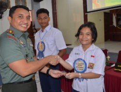 Dandim 0735/Surakarta Berikan Materi Wasbang Dan Bela Negara Kepada Peserta MPLS SMA N 6 Surakarta