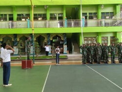 Anggota Kodim Ponorogo Latih Baris Berbaris, Guru dan Siswa Bangga