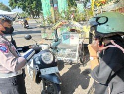 Hari ke -10 Operasi Patuh Semeru 2025 Polres Tuban Berikan Sangsi Tilang dan Teguran Untuk Edukasi Tertib Lalin