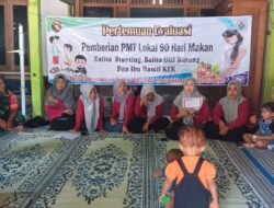 Cegah Stunting, Babinsa Karangjati Bersama Kader POKMAS Dampingi Kegiatan (PMT) Pemberian Makanan Tambahan Balita