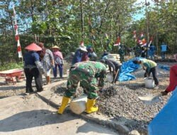 Gotong Royong Tanpa Batas: Ibu-Ibu di Sarimulyo Turut Andil Sukseskan TMMD Boyolali
