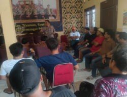 Polisi Tenangkan Warga Kepohagung, Kantor Desa di Tuban Tak Jadi Disegel