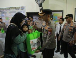 Peduli Stunting, Kapolres Madiun Salurkan Bansos untuk Masyarakat