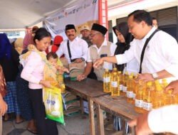 Bantu Tekan Inflasi, Polri Gelar Pasar Murah di Malang