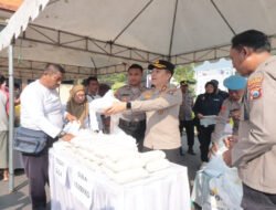 Gerakan Pangan Murah Polres Bojonegoro Disambut Antusias Warga 30 Ton Beras Habis Terjual