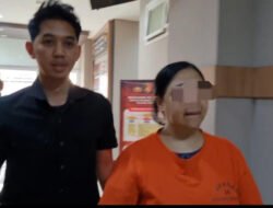 Rugikan Korban Hingga 3 Miliar, Wanita Penipu Modus Cek Kosong di Gelandang Ke Mapolres Gresik