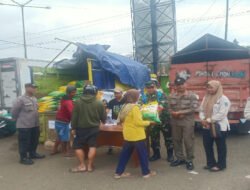 TNI Polri Dampingi Kegiatan Gerakan Pangan Murah (GPM) di Wilayah Pacitan