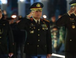 Hadiri Renungan Suci Jelang HUT ke-80 Wakapolda Jatim : Semangat Juang Pahlawan Harus Terus Kita Teladani