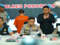Polres Ponorogo Ungkap Produksi Obat Ilegal, Ribuan Botol Diamankan